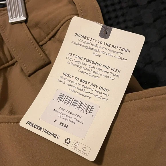 Men 's Duluth Trading Co. Tan Cargo Pants - Picture 2 of 4